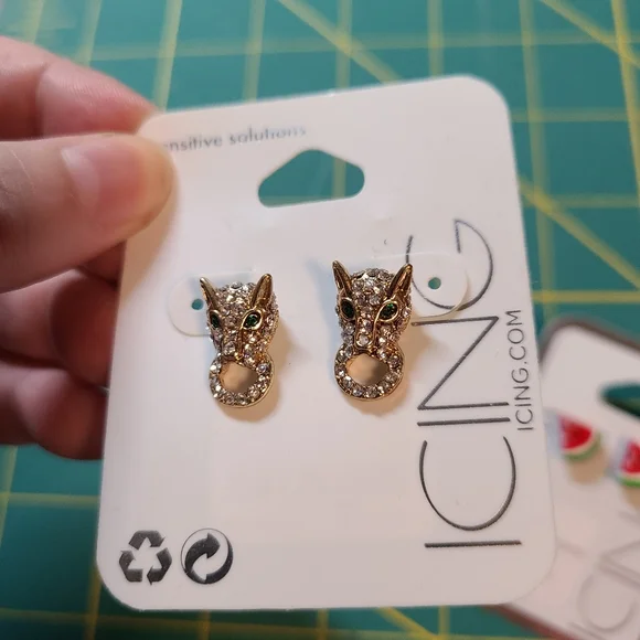 NWT Icing earrings - Picture 4 of 4